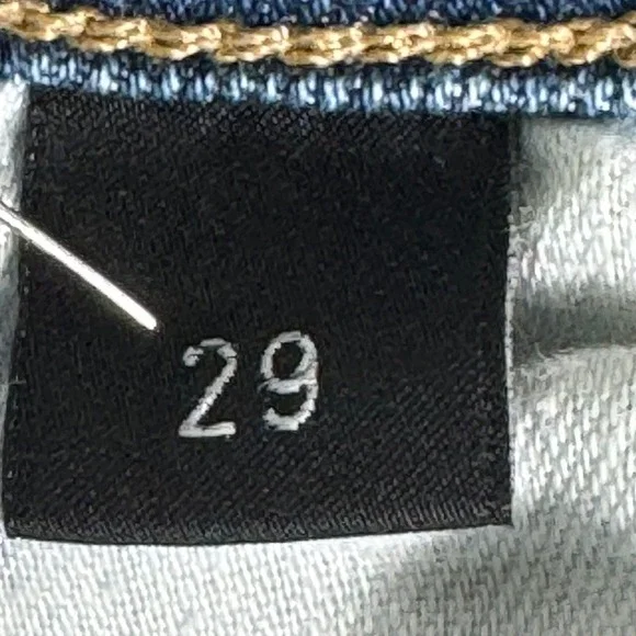 Flying Monkey Platinum Distressed Denim Shorts Medium Wash Raw Hem Y2230 Size 29 - Picture 4 of 6